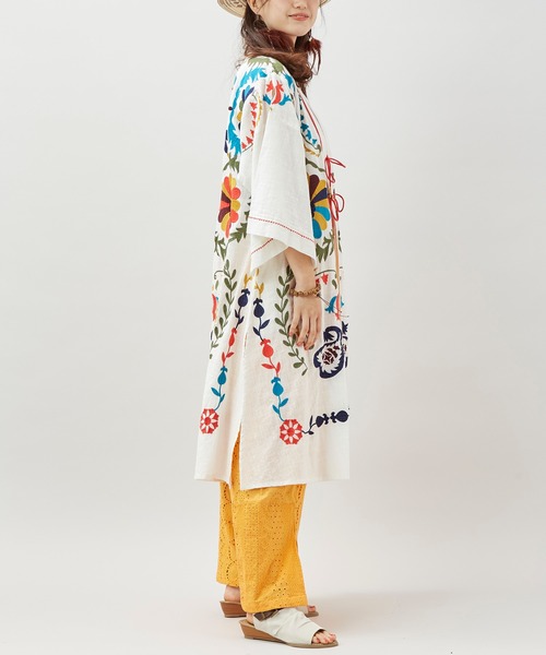 チャイハネ(チャイハネ)の「【チャイハネ】エルジャン刺繍カーディガン(カーディガン/ボレロ・レディース・ブラック/ブルー/ホワイト・FREE)」の10枚目の写真