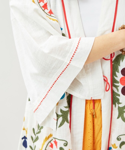 チャイハネ(チャイハネ)の「【チャイハネ】エルジャン刺繍カーディガン(カーディガン/ボレロ・レディース・ブラック/ブルー/ホワイト・FREE)」の14枚目の写真