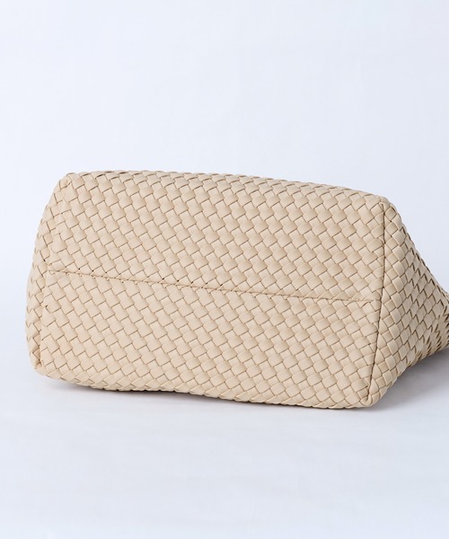 NAGHEDI(ナゲディ)の「【NAGHEDI】トートバッグ-St Barths Medium Tote(トートバッグ・レディース・アイボリー/カーキ/ピンク・M)」の12枚目の写真