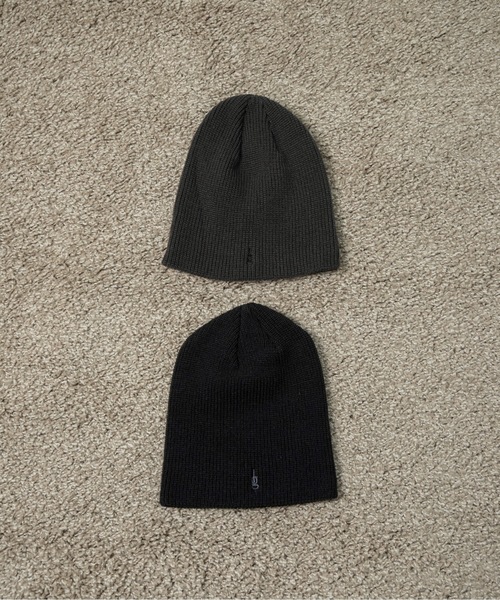 lawgy(ラウジー)の「simple rib embroidery logo knit cap / シンプルリブエンブロイダリーロゴニットキャップ(ニットキャップ/ビーニー・レディース・ブラック/チャコール・FREE)」の3枚目の写真