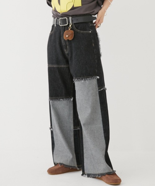 MIRROR STOKE(ミラーストーク)の「【ZOZO限定】PATCHWORK DENIM PANTS/パッチワークデニムパンツ(デニムパンツ・レディース・ブラック/サックスブルー・MEDIUM/LARGE)」の4枚目の写真