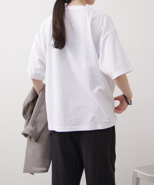 Omekashi（オメカシ）の「JUICY CALM BIG Tシャツ（Tシャツ/カットソー・レディース・オフホワイト/チャコールグレー/アイボリー・FREE）」の12枚目の写真
