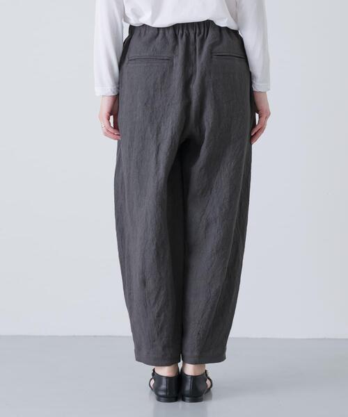 かぐれ（カグレ）の「リネンラミールーズテーパードパンツ（その他パンツ・レディース・チャコールグレー/ブラック・FREE）」の12枚目の写真