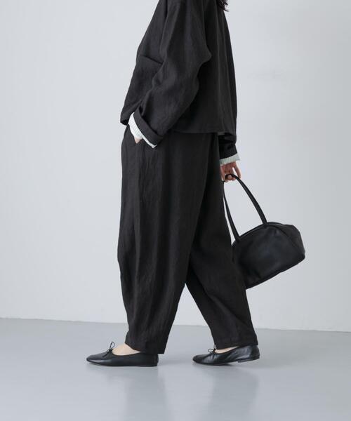 かぐれ（カグレ）の「リネンラミールーズテーパードパンツ（その他パンツ・レディース・チャコールグレー/ブラック・FREE）」の19枚目の写真
