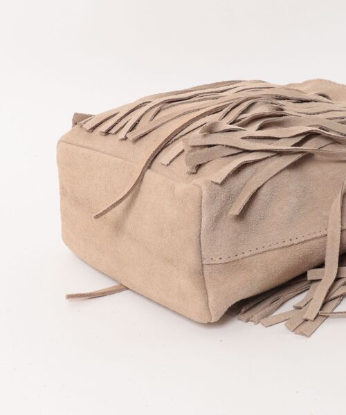 AULENTTI(オウレンティ)の「【AULENTTI/オウレンティ】フリンジ 2WAY スエードショルダーバッグ(ショルダーバッグ・レディース・ブラウン/ベージュ・FREE)」の17枚目の写真