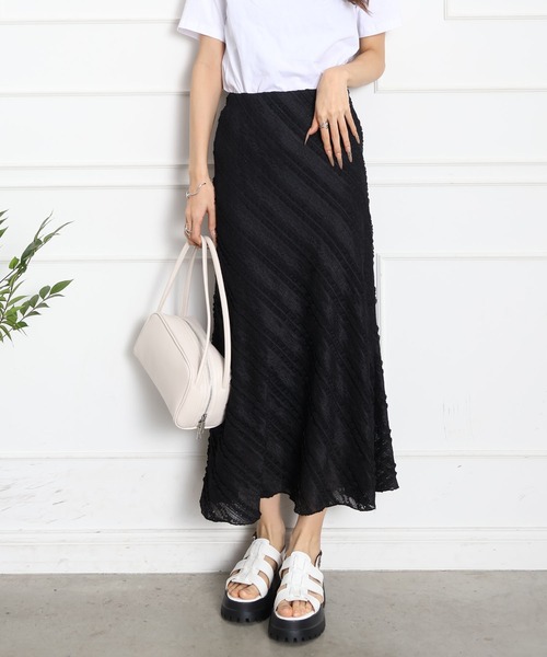 SpRay（スプレイ）の「カットレースフレアロングスカート（スカート・レディース・アイボリー/ブラック・MEDIUM）」の3枚目の写真