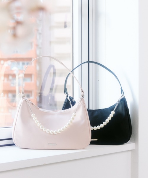JILL by JILL STUART(ジルバイジルスチュアート)の「ワンハンドルハーフムーンバッグ(ハンドバッグ・レディース・ピンク/ブラック・FREE)」の2枚目の写真