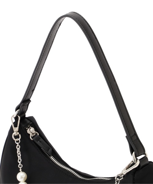 JILL by JILL STUART(ジルバイジルスチュアート)の「ワンハンドルハーフムーンバッグ(ハンドバッグ・レディース・ピンク/ブラック・FREE)」の11枚目の写真