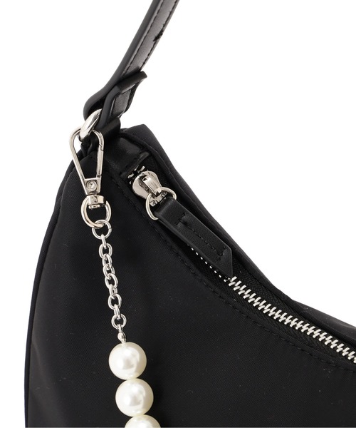 JILL by JILL STUART(ジルバイジルスチュアート)の「ワンハンドルハーフムーンバッグ(ハンドバッグ・レディース・ピンク/ブラック・FREE)」の12枚目の写真