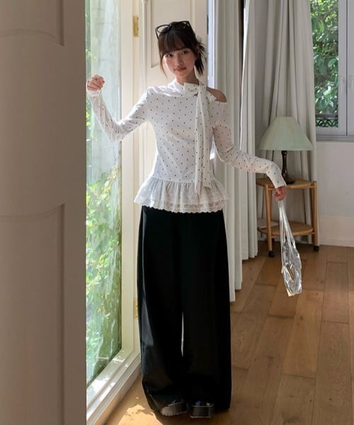 LAC-VERT(ラック・ヴェール)の「カッティングドットフリルカットソー(Tシャツ/カットソー・レディース・オフホワイト・SMALL/MEDIUM)」の16枚目の写真
