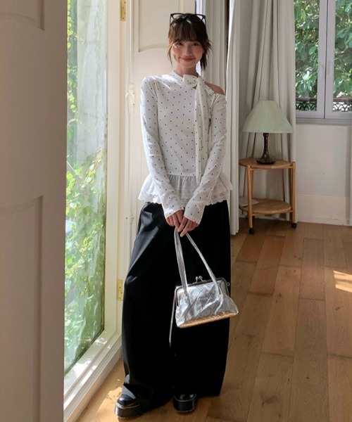 LAC-VERT(ラック・ヴェール)の「カッティングドットフリルカットソー(Tシャツ/カットソー・レディース・オフホワイト・SMALL/MEDIUM)」の17枚目の写真