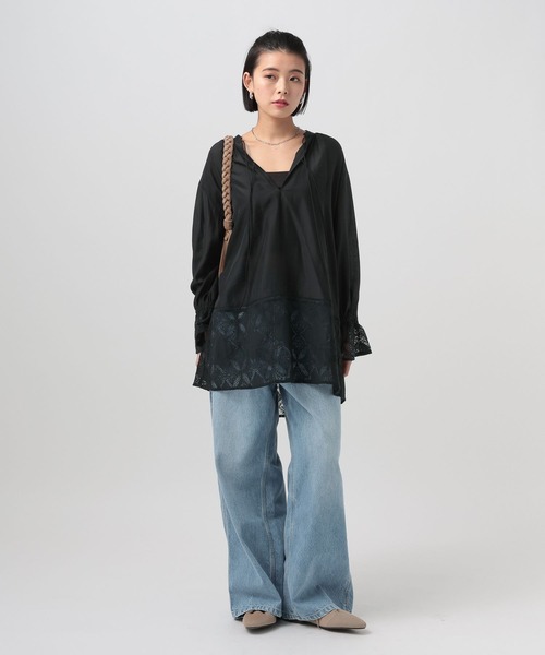 BAYFLOW（ベイフロー）の「キャンディスリーブレースチュニック（チュニック・レディース・オフホワイト/ブラック・FREE）」の19枚目の写真