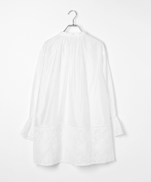 BAYFLOW（ベイフロー）の「キャンディスリーブレースチュニック（チュニック・レディース・オフホワイト/ブラック・FREE）」の6枚目の写真