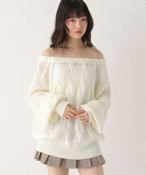 Heather(ヘザー)の「透かし編みケーブルニット 661533(ニット/セーター・レディース・ピンク/アイボリー/グレー・FREE)」の2枚目の写真