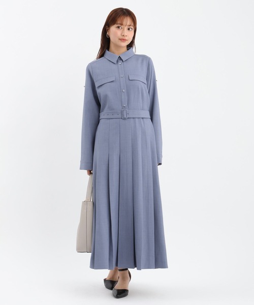 Andemiu(アンデミュウ)の「タックプリーツシャツワンピース656590(ワンピース・レディース・ブルー/チャコールグレー/ベージュ・FREE)」の8枚目の写真