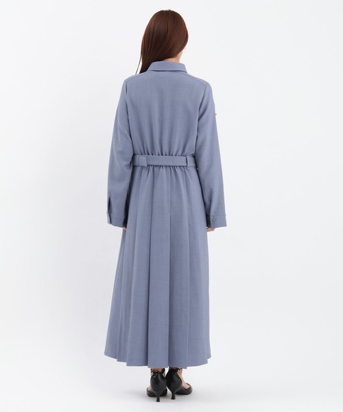 Andemiu(アンデミュウ)の「タックプリーツシャツワンピース656590(ワンピース・レディース・ブルー/チャコールグレー/ベージュ・FREE)」の13枚目の写真