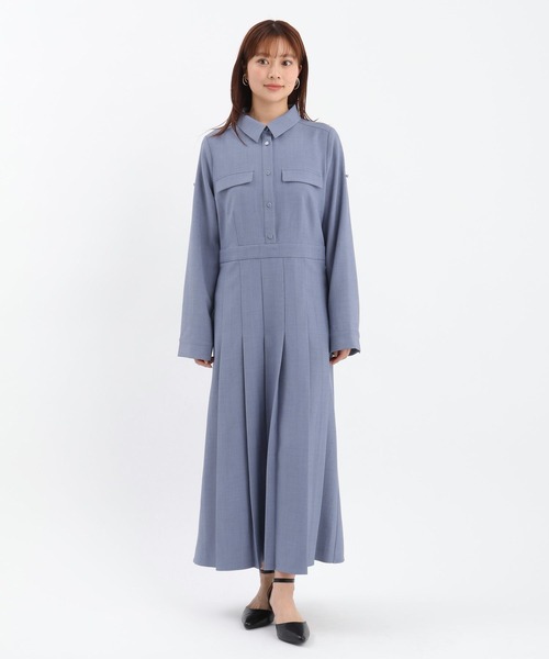 Andemiu(アンデミュウ)の「タックプリーツシャツワンピース656590(ワンピース・レディース・ブルー/チャコールグレー/ベージュ・FREE)」の14枚目の写真