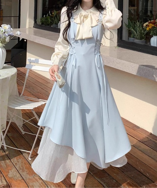 LUCPY(ラクピー)の「レースアップアシンメトリーフレアサスワンピース(ワンピース・レディース・ブルー・LARGE/MEDIUM/SMALL/X-LARGE)」の3枚目の写真