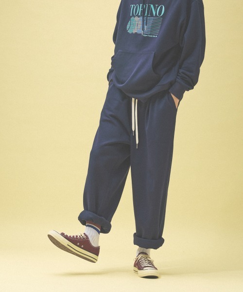 Kappa(カッパ)の「≪Kappa×and ST ウェルネスクラブ≫スウェットパンツ(スウェットパンツ・レディース・オフホワイト/ブラウン系その他/インディゴブルー/ネイビー・LARGE/SMALL/MEDIUM)」の3枚目の写真