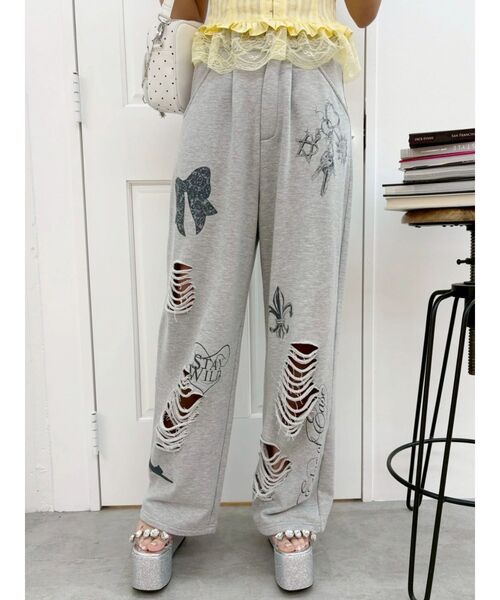 EVRIS(エヴリス)の「グラフィックデザインウラケワイドパンツ(スウェットパンツ・レディース・グレー/ブラック/ホワイト・SMALL/MEDIUM)」の10枚目の写真