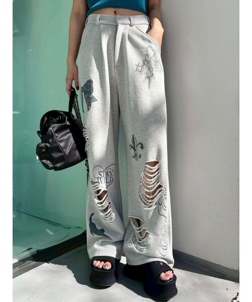 EVRIS(エヴリス)の「グラフィックデザインウラケワイドパンツ(スウェットパンツ・レディース・グレー/ブラック/ホワイト・SMALL/MEDIUM)」の15枚目の写真