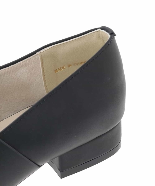 a.v.v（アーヴェヴェ）の「ｸﾞﾙｶﾊﾟﾝﾌﾟｽ（その他シューズ・レディース・アイボリー/ブラック・23.5/24.5/22.5）」の3枚目の写真