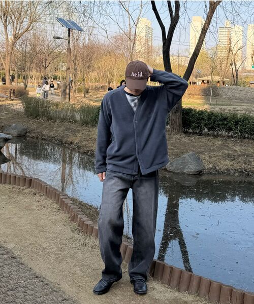 INDUST（インダスト）の「バレルフィットカーブドウォッシングデニムワイドパンツ_ブラック（デニムパンツ・レディース・ブラック・1(S)/2(M)/3(L)）」の4枚目の写真