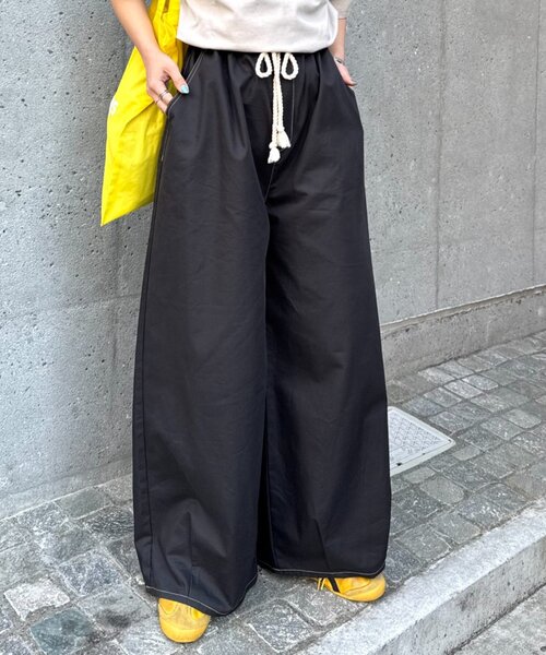 CIAOPANIC TYPY（チャオパニックティピー）の「【UNISEX】【プラスサイズあり】接触冷感配色ステッチカーブパンツ（チノパンツ・レディース・ベージュ/ブラック/サックスブルー・LARGE/MEDIUM/XX-LARGE）」の20枚目の写真