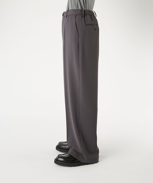 N.HOOLYWOOD COMPILE(N.ハリウッド コンパイル)の「CENTER SEAM WIDE TROUSERS(スラックス・メンズ・チャコール/ブラック・40/38/36)」の4枚目の写真