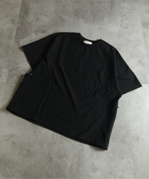 many men many mind(メニーメンメニーマインド)の「MANYMENMANYMINDS / AIRLEAKFABRIC/クルーネックTシャツ(Tシャツ/カットソー・メンズ・チャコール/ブラック・LARGE/X-LARGE/MEDIUM)」の1枚目の写真