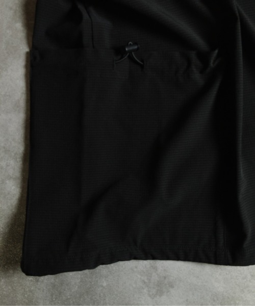 many men many mind(メニーメンメニーマインド)の「MANYMENMANYMINDS / AIRLEAKFABRIC/クルーネックTシャツ(Tシャツ/カットソー・メンズ・チャコール/ブラック・LARGE/X-LARGE/MEDIUM)」の9枚目の写真