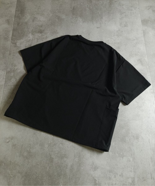 many men many mind(メニーメンメニーマインド)の「MANYMENMANYMINDS / AIRLEAKFABRIC/クルーネックTシャツ(Tシャツ/カットソー・メンズ・チャコール/ブラック・LARGE/X-LARGE/MEDIUM)」の12枚目の写真