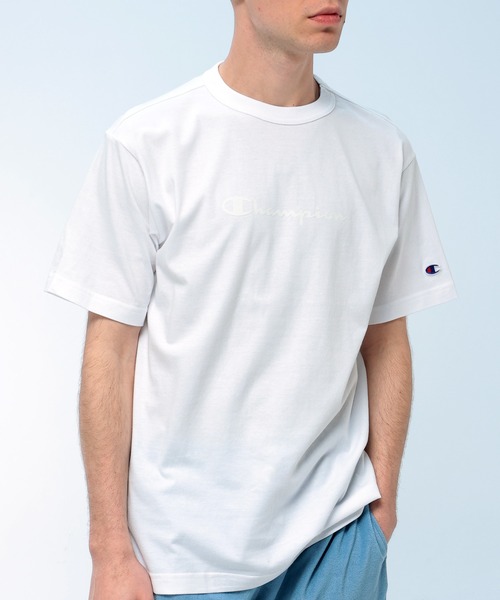Champion(チャンピオン)の「Champion (チャンピオン) 胸元ロゴプリント Tシャツ 半袖 USAコットン100% ワンポイント刺繍 綿100 ユニセックス C3-D344(Tシャツ/カットソー・メンズ・ブラック/ネイビー/ホワイト・M/L/LL)」の1枚目の写真