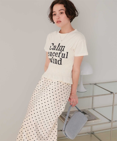 titivate(ティティベイト)の「シャーリングロゴプリントTシャツ(Tシャツ/カットソー・レディース・ネイビー/ライトイエロー/オフホワイト・FREE)」の11枚目の写真