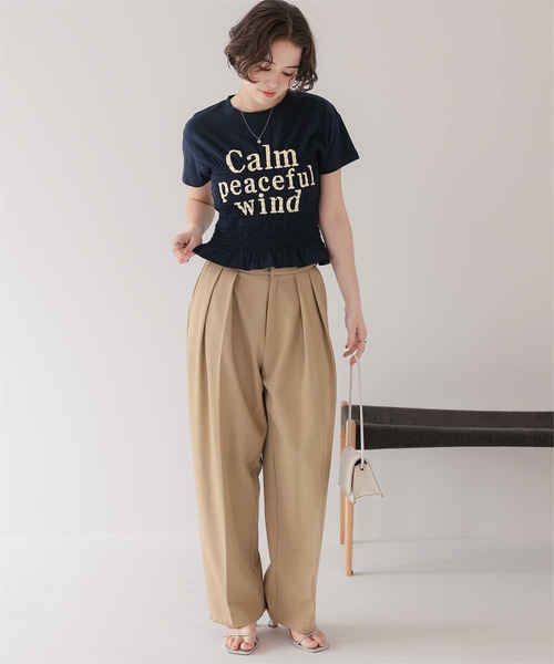 titivate(ティティベイト)の「シャーリングロゴプリントTシャツ(Tシャツ/カットソー・レディース・ネイビー/ライトイエロー/オフホワイト・FREE)」の15枚目の写真