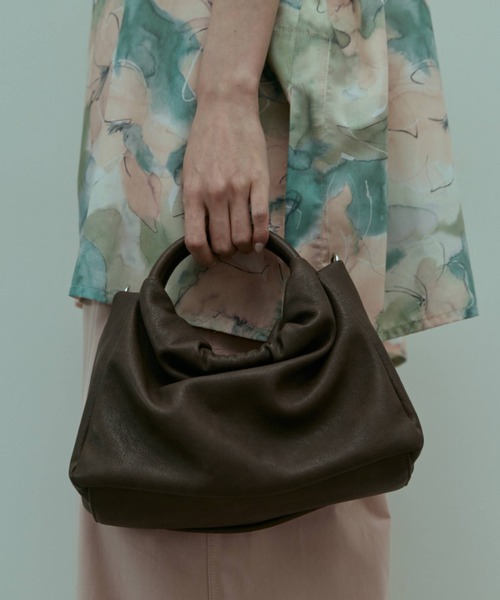 flaeu（フラユ）の「Ring Handle 2Way Bag（ショルダーバッグ・レディース・ブラック/アイボリー/ブラウン・FREE）」の19枚目の写真
