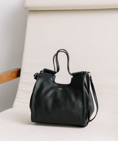 Beau're（ヴュレ）の「BEAURE レザー 2WAY ハンドショルダー Bag（ショルダーバッグ・レディース・ベージュ/アイボリー/ブラック/シルバー・FREE）」の2枚目の写真