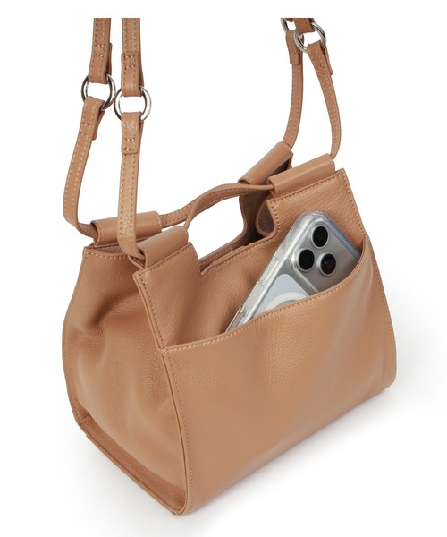 Beau're（ヴュレ）の「BEAURE レザー 2WAY ハンドショルダー Bag（ショルダーバッグ・レディース・ベージュ/アイボリー/ブラック/シルバー・FREE）」の11枚目の写真