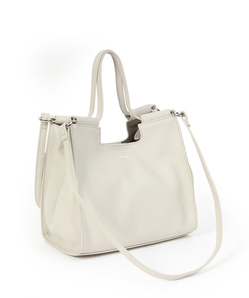 Beau're（ヴュレ）の「BEAURE レザー 2WAY ハンドショルダー Bag（ショルダーバッグ・レディース・ベージュ/アイボリー/ブラック/シルバー・FREE）」の14枚目の写真