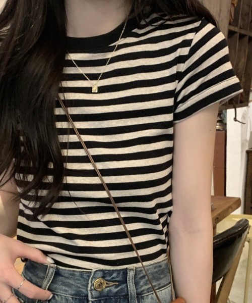mielu(ミエル)の「ボーダーベーシックTシャツ(Tシャツ/カットソー・レディース・レッド/ブラック・LARGE/MEDIUM)」の3枚目の写真