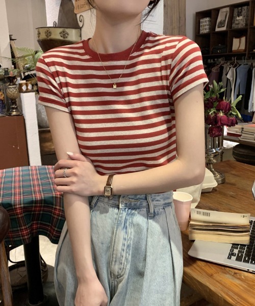 mielu(ミエル)の「ボーダーベーシックTシャツ(Tシャツ/カットソー・レディース・レッド/ブラック・LARGE/MEDIUM)」の7枚目の写真