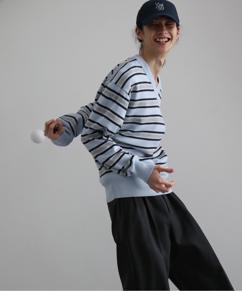 KAIKO(カイコー)の「KAIKO Border v neck sweater(ニット/セーター・メンズ・サックスブルー/グレー系その他2/グレー系その他・3/2/1/4)」の3枚目の写真