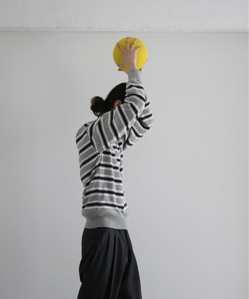 KAIKO(カイコー)の「KAIKO Border v neck sweater(ニット/セーター・メンズ・サックスブルー/グレー系その他2/グレー系その他・3/2/1/4)」の19枚目の写真