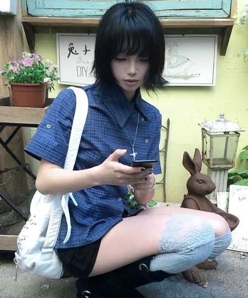 almo(アルモ)の「【LAMPOON】チェックアシンメトリーブラウス(シャツ/ブラウス・レディース・ブルー・LARGE/MEDIUM/SMALL)」の4枚目の写真