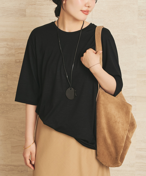 plage(プラージュ)の「toropical jersey Tシャツ(Tシャツ/カットソー・レディース・ブラック/アイボリー・FREE)」の21枚目の写真
