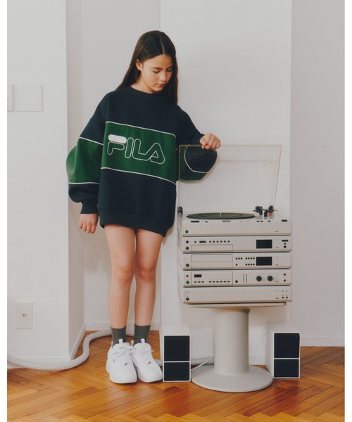 FILA（フィラ）の「SWEATSHIRT（スウェット・レディース・グレー/ネイビー・M/L）」の5枚目の写真
