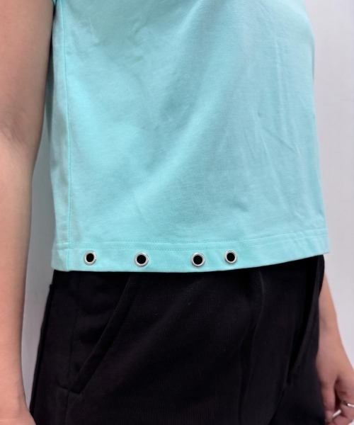 SMILE LAND(スマイルランド)の「【maryさんコラボ】ロゴ刺しゅうVネックチェーンTシャツ<大きいサイズ有>(Tシャツ/カットソー・レディース・ミント/ホワイト・3L/LL/L/M)」の14枚目の写真