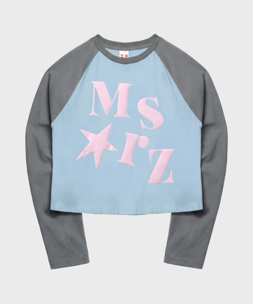 MASMARULEZ APPAREL（マスマルールズ アパレル）の「Typo Raglan Long Sleeve_Sky Blue（Tシャツ/カットソー・レディース・スカイブルー・ONE SIZE）」の3枚目の写真