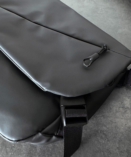 CALIFORNIA OUTFITTERS(カリフォルニア アウトフィッターズ)の「4E71-KR ユーティリティショルダーバッグ(ショルダーバッグ・メンズ・グレー/ブラック・ONESIZE)」の5枚目の写真