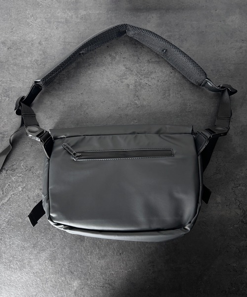 CALIFORNIA OUTFITTERS(カリフォルニア アウトフィッターズ)の「4E71-KR ユーティリティショルダーバッグ(ショルダーバッグ・メンズ・グレー/ブラック・ONESIZE)」の8枚目の写真
